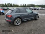 ✅ 2020 Audi Q5 Premium • VIN: WA1ANAFY8L2075749 • Lot: 81255645. Wystawiony na Copart z przebiegiem 52 833 mil. Bezpłatny archiwum sprzedaży aukcyjnych z USA i szczegółowy raport historii pojazdu na DreamBid. Zdjęcie 3.