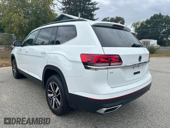 ✅ 2022 Volkswagen Atlas SE • VIN: 1V2LP2CA7NC539146 • Лот: 44814495. Опубликован ранее на Copart с пробегом 155 305 миль. Бесплатный доступ к архиву аукционных продаж из США и подробный отчёт об истории автомобиля на DreamBid. Изображение 3.
