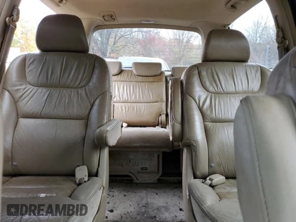 ✅ 2005 Honda Odyssey EX-L • VIN: 5FNRL387X5B030925 • Lot: 90839255. Listed on Copart with 163,476 mi. Free auction sales archive from the USA and detailed vehicle history report at DreamBid. Image 10.