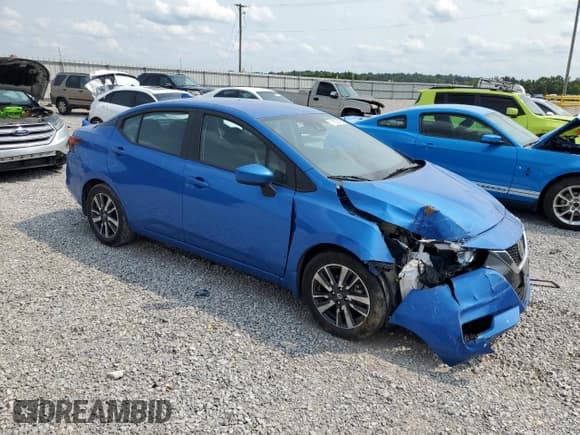 ✅ 2022 Nissan Versa SV • VIN: 3N1CN8EV4NL865908 • Лот: 71007475. Опубликован ранее на Copart с пробегом 48 614 миль. Бесплатный доступ к архиву аукционных продаж из США и подробный отчёт об истории автомобиля на DreamBid. Изображение 4.