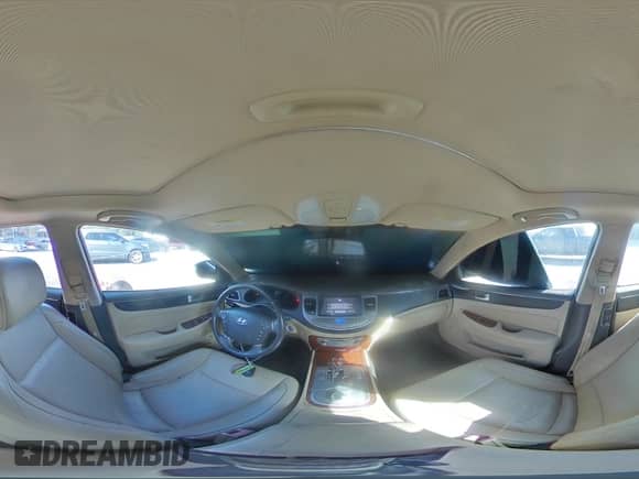 2013 Hyundai Genesis 3.8L z VIN KMHGC4DD0DU231274, wystawiony jako Copart lot #73247634 z przebiegiem 117 188 mil mil oraz Szkoda całkowita • Salvage title. Historia ofert i sprzedaży dostępna na DreamBid. Obrazek 13.