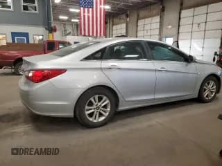 ✅ 2013 Hyundai Sonata GLS • VIN: 5NPEB4AC2DH727262 • Lot: 75908994. Wystawiony na Copart z przebiegiem 193 879 mil. Bezpłatny archiwum sprzedaży aukcyjnych z USA i szczegółowy raport historii pojazdu na DreamBid. Zdjęcie 3.