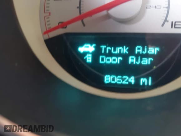 ✅ 2013 Dodge Challenger R/T Classic • VIN: 2C3CDYBT3DH560186 • Lot: 42291962. Wystawiony na IAAI z przebiegiem 80 624 mil. Bezpłatny archiwum sprzedaży aukcyjnych z USA i szczegółowy raport historii pojazdu na DreamBid. Zdjęcie 16.