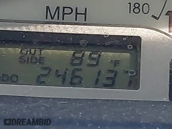 ✅ 2006 Toyota Corolla CE • VIN: 2T1BR32EX6C650624 • Lot: 43059886. Listed on IAAI with 246,137 mi. Free auction sales archive from the USA and detailed vehicle history report at DreamBid. Image 15.