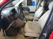 ✅ 2004 Saturn VUE V6 • VIN: 5GZCZ53484S871204 • Lot: 89052375. Wystawiony na Copart z przebiegiem 173 427 mil. Bezpłatny archiwum sprzedaży aukcyjnych z USA i szczegółowy raport historii pojazdu na DreamBid. Zdjęcie 7.