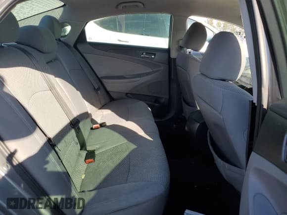 ✅ 2013 Hyundai Sonata GLS • VIN: 5NPEB4AC9DH705131 • Lot: 72051714. Wystawiony na Copart z przebiegiem Nie podano. Bezpłatny archiwum sprzedaży aukcyjnych z USA i szczegółowy raport historii pojazdu na DreamBid. Zdjęcie 11.