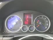 ✅ 2006 Volkswagen Golf GTI • VIN: WVWFV71K96W197180 • Lot: 82398455. Wystawiony na Copart z przebiegiem 253 973 mil. Bezpłatny archiwum sprzedaży aukcyjnych z USA i szczegółowy raport historii pojazdu na DreamBid. Zdjęcie 9.