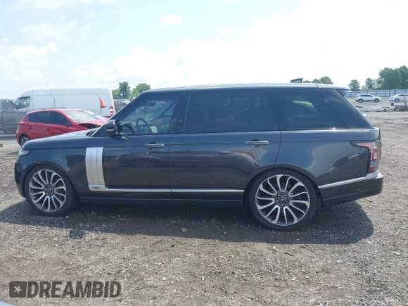 ✅ 2017 Land Rover Range Rover • VIN: SALGV5FE6HA343278 • Lot: 42542218. Listed on IAAI with 82,599 mi. Free auction sales archive from the USA and detailed vehicle history report at DreamBid. Image 14.