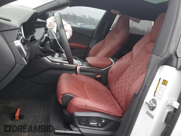 ✅ 2023 Audi SQ8 Premium Plus • VIN: WA1AWBF18PD007077 • Лот: 49072304. Опубликован ранее на Copart с пробегом 27 554 миль. Бесплатный доступ к архиву аукционных продаж из США и подробный отчёт об истории автомобиля на DreamBid. Изображение 7.