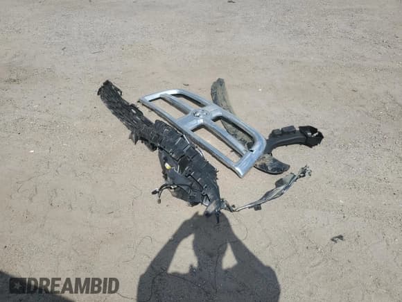 ✅ 2018 Ram 2500 Tradesman • VIN: 3C6UR5CL0JG183768 • Lot: 54212235. Wystawiony na Copart z przebiegiem 164 336 mil. Bezpłatny archiwum sprzedaży aukcyjnych z USA i szczegółowy raport historii pojazdu na DreamBid. Zdjęcie 12.