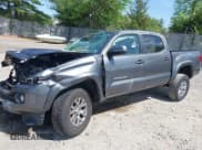 ✅ 2017 Toyota Tacoma SR • VIN: 5TFAX5GN8HX074140 • Lot: 42157753. Wystawiony na IAAI z przebiegiem 90 631 mil. Bezpłatny archiwum sprzedaży aukcyjnych z USA i szczegółowy raport historii pojazdu na DreamBid. Zdjęcie 18.