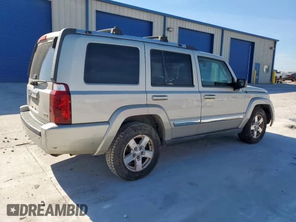 ✅ 2008 Jeep Commander Limited • VIN: 1J8HG58N68C239583 • Лот: 91465295. Опубликован ранее на Copart с пробегом 214 510 миль. Бесплатный доступ к архиву аукционных продаж из США и подробный отчёт об истории автомобиля на DreamBid. Изображение 3.
