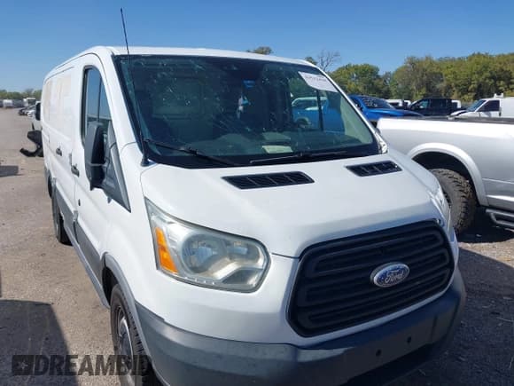 ✅ 2019 Ford Transit • VIN: 1FTYE1ZM7KKA43726 • Lot: 43512410. Wystawiony na IAAI z przebiegiem 202 236 mil. Bezpłatny archiwum sprzedaży aukcyjnych z USA i szczegółowy raport historii pojazdu na DreamBid. Zdjęcie 6.