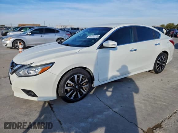 ✅ 2018 Nissan Altima S • VIN: 1N4AL3AP6JC181409 • Lot: 94826175. Wystawiony na Copart z przebiegiem 198 492 mil. Bezpłatny archiwum sprzedaży aukcyjnych z USA i szczegółowy raport historii pojazdu na DreamBid. Zdjęcie 1.