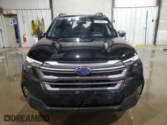 ✅ 2025 Subaru Forester Premium • VIN: JF2SLDDC9SH564165 • Lot: 92821905. Listed on Copart with 15,961 mi. Free auction sales archive from the USA and detailed vehicle history report at DreamBid. Image 5.