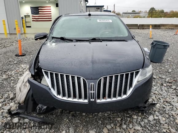 ✅ 2013 Lincoln MKX • VIN: 2LMDJ8JK6DBL60617 • Lot: 90395455. Wystawiony na Copart z przebiegiem 109 969 mil. Bezpłatny archiwum sprzedaży aukcyjnych z USA i szczegółowy raport historii pojazdu na DreamBid. Zdjęcie 5.