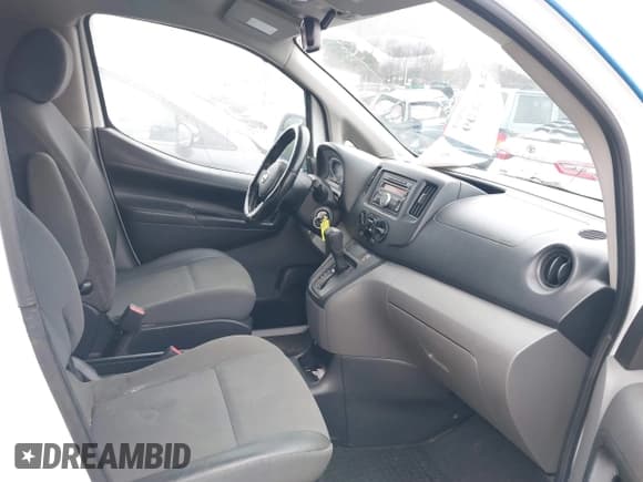 ✅ 2017 Nissan NV200 SV • VIN: 3N6CM0KN0HK717333 • Lot: 41247209. Listed on IAAI with 94,819 mi. Free auction sales archive from the USA and detailed vehicle history report at DreamBid. Image 5.