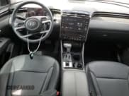 ✅ 2023 Hyundai Tucson SEL • VIN: 5NMJF3AE8PH184788 • Lot: 71109124. Wystawiony na Copart z przebiegiem 59 988 mil. Bezpłatny archiwum sprzedaży aukcyjnych z USA i szczegółowy raport historii pojazdu na DreamBid. Zdjęcie 8.