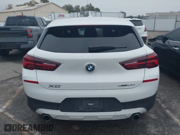 ✅ 2022 BMW X2 sDrive28i • VIN: WBXYH9C0XN5U31955 • Lot: 43793790. Listed on IAAI with 86,977 mi. Free auction sales archive from the USA and detailed vehicle history report at DreamBid. Image 17.