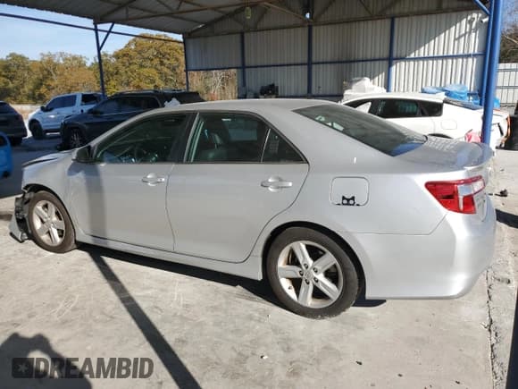 ✅ 2013 Toyota Camry L • VIN: 4T1BF1FK1DU257913 • Lot: 93245995. Wystawiony na Copart z przebiegiem 134 730 mil. Bezpłatny archiwum sprzedaży aukcyjnych z USA i szczegółowy raport historii pojazdu na DreamBid. Zdjęcie 2.