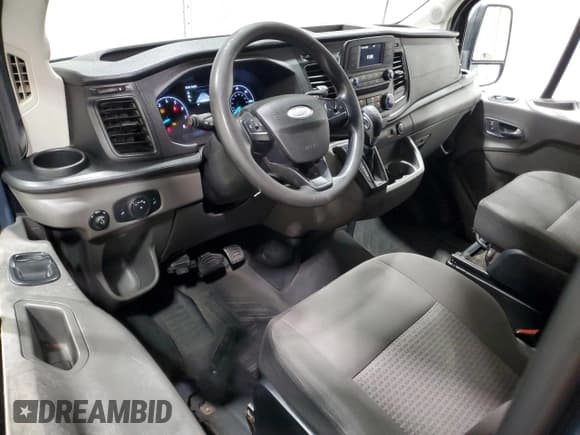 ✅ 2020 Ford Transit Cargo • VIN: 1FTBR3X83LKA72573 • Лот: 84750105. Опубликован ранее на Copart с пробегом 121 135 миль. Бесплатный доступ к архиву аукционных продаж из США и подробный отчёт об истории автомобиля на DreamBid. Изображение 8.