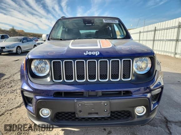 ✅ 2021 Jeep Renegade Latitude • VIN: ZACNJDBB1MPM81639 • Lot: 90222895. Wystawiony na Copart z przebiegiem 44 276 mil. Bezpłatny archiwum sprzedaży aukcyjnych z USA i szczegółowy raport historii pojazdu na DreamBid. Zdjęcie 5.