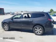 ✅ 2017 Chevrolet Traverse LT • VIN: 1GNKVHKD0HJ203430 • Lot: 42093626. Wystawiony na IAAI z przebiegiem 111 012 mil. Bezpłatny archiwum sprzedaży aukcyjnych z USA i szczegółowy raport historii pojazdu na DreamBid. Zdjęcie 14.