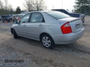 ✅ 2006 Kia Spectra EX • VIN: KNAFE121965271865 • Lot: 43832990. Wystawiony na IAAI z przebiegiem 268 375 mil. Bezpłatny archiwum sprzedaży aukcyjnych z USA i szczegółowy raport historii pojazdu na DreamBid. Zdjęcie 3.