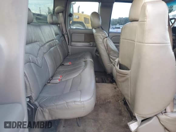 ✅ 2000 Chevrolet Silverado 1500 LS • VIN: 2GCEC19TXY1386796 • Лот: 81046764. Опубликован ранее на Copart с пробегом 211 891 миль. Бесплатный доступ к архиву аукционных продаж из США и подробный отчёт об истории автомобиля на DreamBid. Изображение 10.