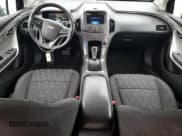 ✅ 2014 Chevrolet Volt • VIN: 1G1RE6E4XEU165103 • Lot: 55481574. Wystawiony na Copart z przebiegiem 131 337 mil. Bezpłatny archiwum sprzedaży aukcyjnych z USA i szczegółowy raport historii pojazdu na DreamBid. Zdjęcie 8.