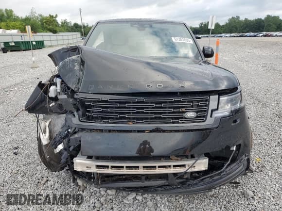 ✅ 2025 Land Rover Range Rover SE • VIN: SALKP9FU2SA278858 • Lot: 61301805. Wystawiony na Copart z przebiegiem 5 002 mil. Bezpłatny archiwum sprzedaży aukcyjnych z USA i szczegółowy raport historii pojazdu na DreamBid. Zdjęcie 5.