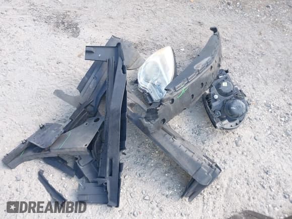 ✅ 2015 Chevrolet Equinox LS • VIN: 2GNFLEEK8F6101996 • Лот: 43500781. Опубликован ранее на IAAI с пробегом 99 711 миль. Бесплатный доступ к архиву аукционных продаж из США и подробный отчёт об истории автомобиля на DreamBid. Изображение 12.