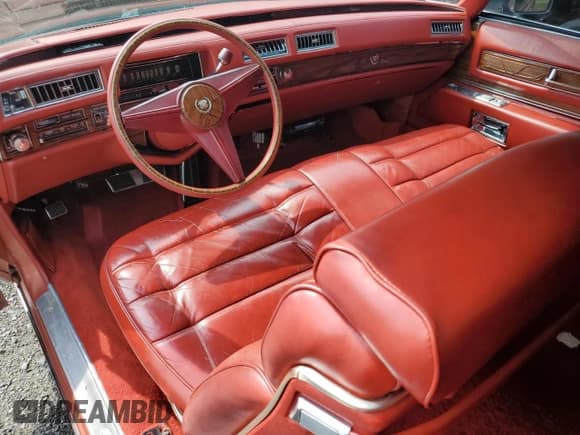 ✅ 1976 Cadillac Eldorado • VIN: 6L67S6Q181256 • Лот: 61050665. Опубликован ранее на Copart с пробегом 51 956 миль. Бесплатный доступ к архиву аукционных продаж из США и подробный отчёт об истории автомобиля на DreamBid. Изображение 8.