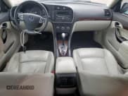 ✅ 2011 Saab 9-3 • VIN: YS3FA4CY1B1300619 • Lot: 92678425. Wystawiony na Copart z przebiegiem 143 678 mil. Bezpłatny archiwum sprzedaży aukcyjnych z USA i szczegółowy raport historii pojazdu na DreamBid. Zdjęcie 8.