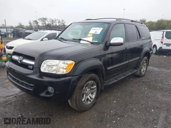 ✅ 2007 Toyota Sequoia Limited • VIN: 5TDBT48A67S290028 • Лот: 43565137. Опубликован ранее на IAAI с пробегом 120 731 миль. Бесплатный доступ к архиву аукционных продаж из США и подробный отчёт об истории автомобиля на DreamBid. Изображение 2.