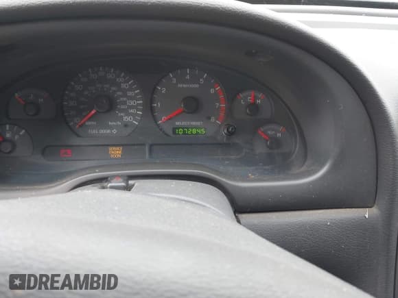 ✅ 2002 Ford Mustang GT Deluxe • VIN: 1FAFP45X32F169177 • Lot: 41880690. Listed on IAAI with 107,284 mi. Free auction sales archive from the USA and detailed vehicle history report at DreamBid. Image 7.