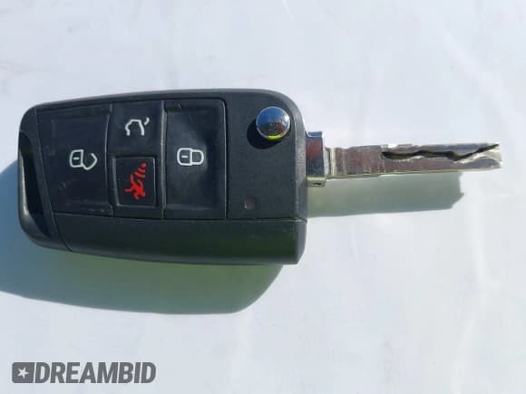 ✅ 2024 Volkswagen Jetta S • VIN: 3VW5M7BU2RM039103 • Lot: 43582840. Wystawiony na IAAI z przebiegiem 61 268 mil. Bezpłatny archiwum sprzedaży aukcyjnych z USA i szczegółowy raport historii pojazdu na DreamBid. Zdjęcie 11.