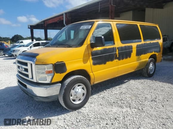 ✅ 2012 Ford Econoline Cargo Recreational • VIN: 1FTNE2EL1CDA34953 • Lot: 43327455. Wystawiony na Copart z przebiegiem 222 286 mil. Bezpłatny archiwum sprzedaży aukcyjnych z USA i szczegółowy raport historii pojazdu na DreamBid. Zdjęcie 1.