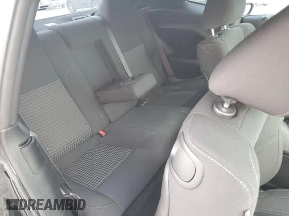 ✅ 2018 Dodge Challenger T/A • VIN: 2C3CDZBT8JH124161 • Lot: 67899905. Wystawiony na Copart z przebiegiem 72 848 mil. Bezpłatny archiwum sprzedaży aukcyjnych z USA i szczegółowy raport historii pojazdu na DreamBid. Zdjęcie 10.