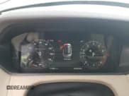 ✅ 2018 Land Rover Range Rover Velar R-Dynamic SE • VIN: SALYL2RV8JA760556 • Lot: 81849905. Wystawiony na Copart z przebiegiem 113 289 mil. Bezpłatny archiwum sprzedaży aukcyjnych z USA i szczegółowy raport historii pojazdu na DreamBid. Zdjęcie 9.