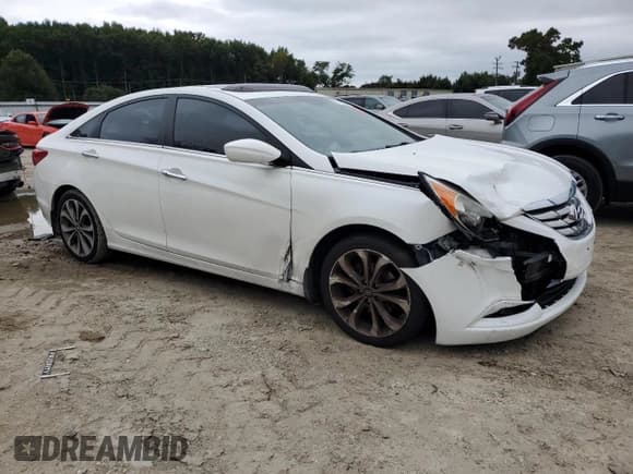 ✅ 2013 Hyundai Sonata SE • VIN: 5NPEC4AB1DH698339 • Lot: 72172644. Listed on Copart with 88,742 mi. Free auction sales archive from the USA and detailed vehicle history report at DreamBid. Image 4.