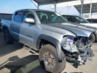 2022 Toyota Tacoma SR5 с VIN 3TMAZ5CN9NM186656, выставлен на аукционе IAAI как лот 43253480 с пробегом 25 540 миль миль и . История ставок и продаж доступна на DreamBid. Изображение 1.