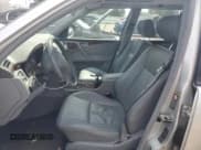 ✅ 2001 Mercedes-Benz E 320 • VIN: WDBJH65J41B201471 • Лот: 68863194. Опубликован ранее на Copart с пробегом 106 893 миль. Бесплатный доступ к архиву аукционных продаж из США и подробный отчёт об истории автомобиля на DreamBid. Изображение 7.