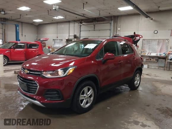 ✅ 2022 Chevrolet Trax LT • VIN: KL7CJPSM4NB511321 • Лот: 42412195. Опубликован ранее на IAAI с пробегом 42 666 миль. Бесплатный доступ к архиву аукционных продаж из США и подробный отчёт об истории автомобиля на DreamBid. Изображение 2.