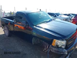 ✅ 2012 Chevrolet Silverado 1500 Work Truck • VIN: 1GCNCPEX6CZ201218 • Lot: 43355011. Wystawiony na IAAI z przebiegiem 127 659 mil. Bezpłatny archiwum sprzedaży aukcyjnych z USA i szczegółowy raport historii pojazdu na DreamBid. Zdjęcie 6.