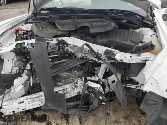 ✅ 2020 Dodge Challenger SXT • VIN: 2C3CDZAG9LH152414 • Lot: 82668843. Wystawiony na Copart z przebiegiem 30 538 mil. Bezpłatny archiwum sprzedaży aukcyjnych z USA i szczegółowy raport historii pojazdu na DreamBid. Zdjęcie 12.