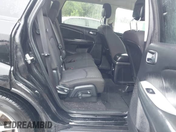 ✅ 2017 Dodge Journey SXT • VIN: 3C4PDCBG1HT571428 • Lot: 42342823. Wystawiony na IAAI z przebiegiem 181 813 mil. Bezpłatny archiwum sprzedaży aukcyjnych z USA i szczegółowy raport historii pojazdu na DreamBid. Zdjęcie 8.