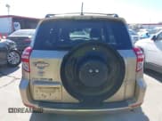 ✅ 2010 Toyota RAV4 Limited • VIN: 2T3YF4DV6AW040448 • Лот: 43669265. Опубликован ранее на IAAI с пробегом 203 117 миль. Бесплатный доступ к архиву аукционных продаж из США и подробный отчёт об истории автомобиля на DreamBid. Изображение 16.