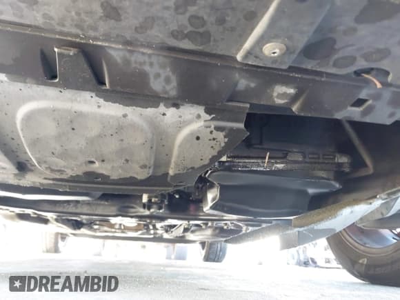 ✅ 2013 Volkswagen Beetle 2.5L • VIN: 3VWJX7AT3DM606295 • Lot: 43719520. Listed on IAAI with 241,920 mi. Free auction sales archive from the USA and detailed vehicle history report at DreamBid. Image 18.