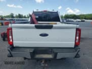 ✅ 2023 Ford F-250 XL • VIN: 1FT7W2BA7PED57526 • Lot: 63070405. Wystawiony na Copart z przebiegiem 50 361 mil. Bezpłatny archiwum sprzedaży aukcyjnych z USA i szczegółowy raport historii pojazdu na DreamBid. Zdjęcie 6.